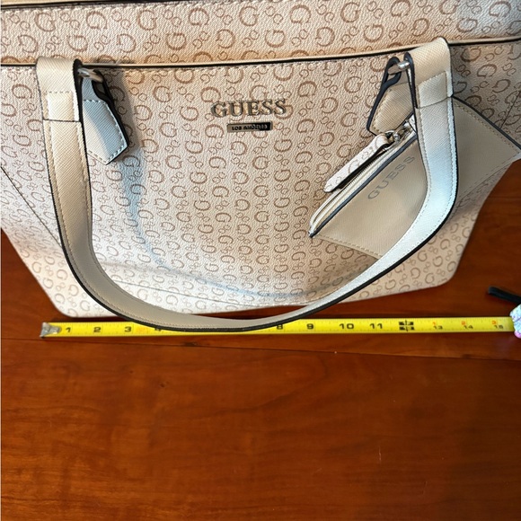 GUESS Logo Tote Bag Cream Beige Monogram Shoulder Bag NWOT - Picture 5 of 13